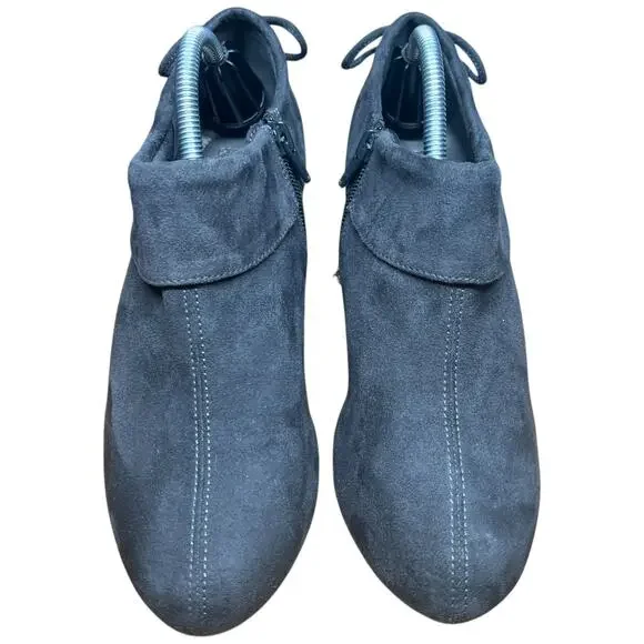 COACH and FOUR Women's Size 8 Gray Suede Ankle Booties Zip Cuffed Bow Heels - Picture 8 of 14